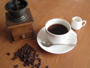毎日コーヒーを飲むことは健康に良いのか？