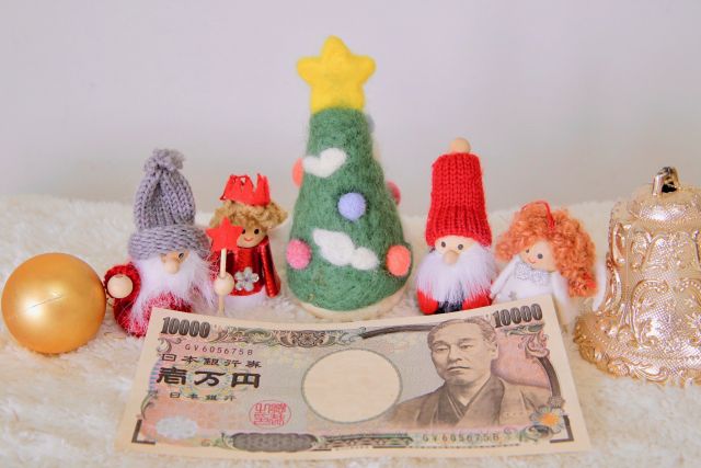 孫にクリスマスプレゼントで現金を渡すのはあり？親と揉めずに贈るには