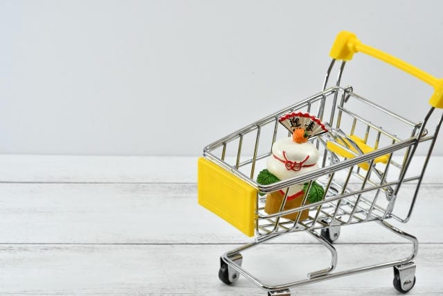 鏡餅の売れ残りはどうなる？値下げや廃棄の実態と活用する方法